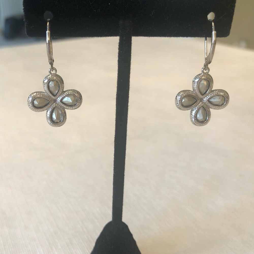 Sterling silver blue topaz crystal earrings - Picture 3 of 4